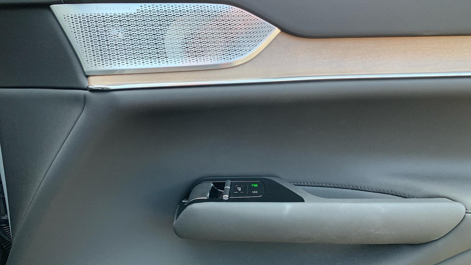 Used Volvo EX90 for sale - 77016907: Photo 16