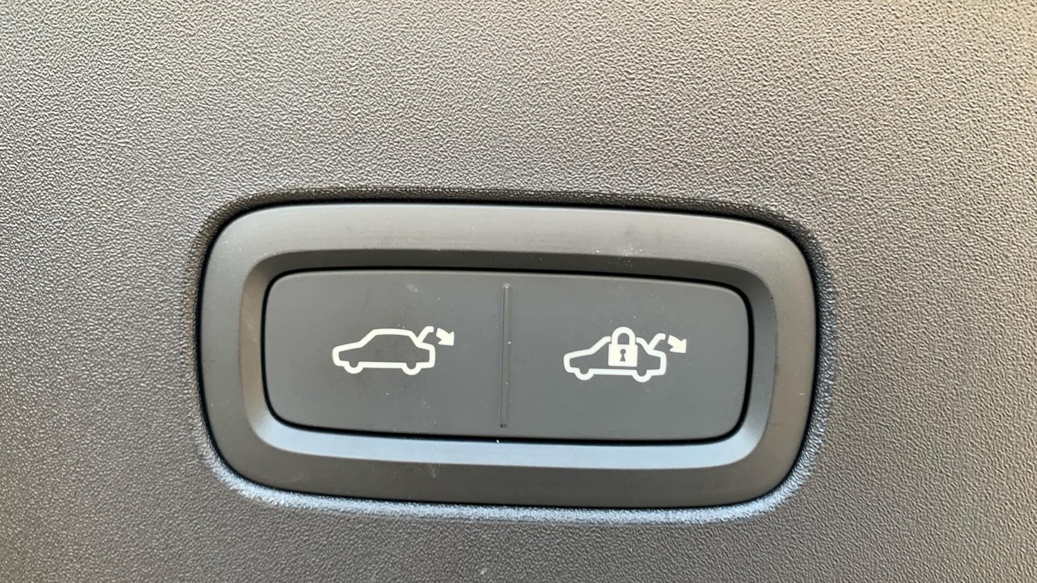 Used Volvo EX90 for sale - 77016907: Photo 39