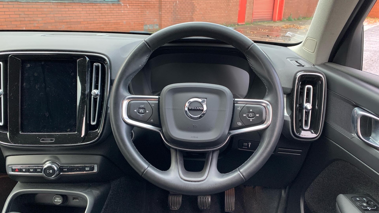 Used Volvo XC40 2022 for sale - 76823712: Photo 10