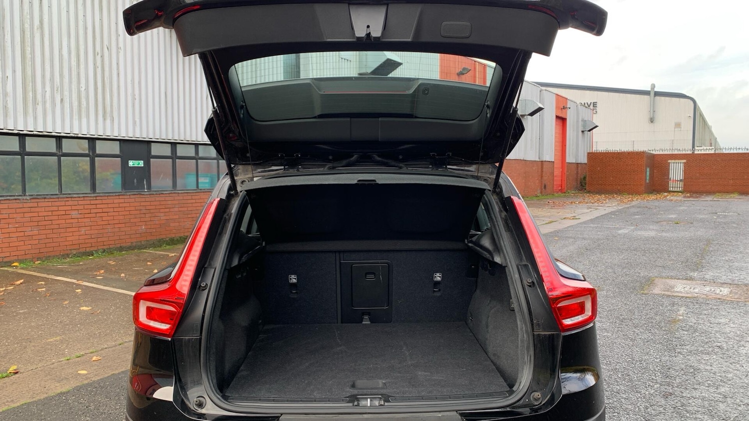 Used Volvo XC40 2022 for sale - 76823712: Photo 13