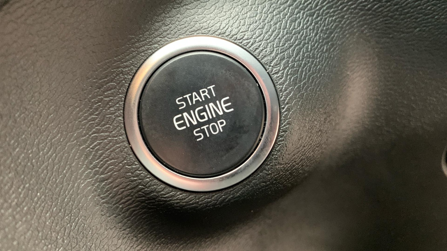 Used Volvo XC40 2024 for sale - 77202472: Photo 28