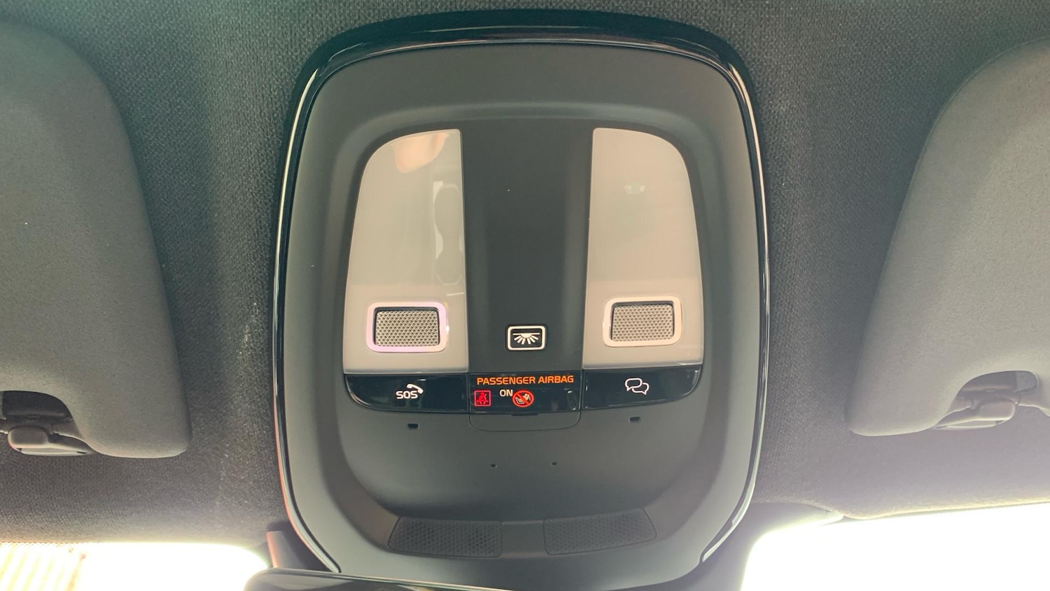 Used Volvo XC40 2024 for sale - 77202472: Photo 29