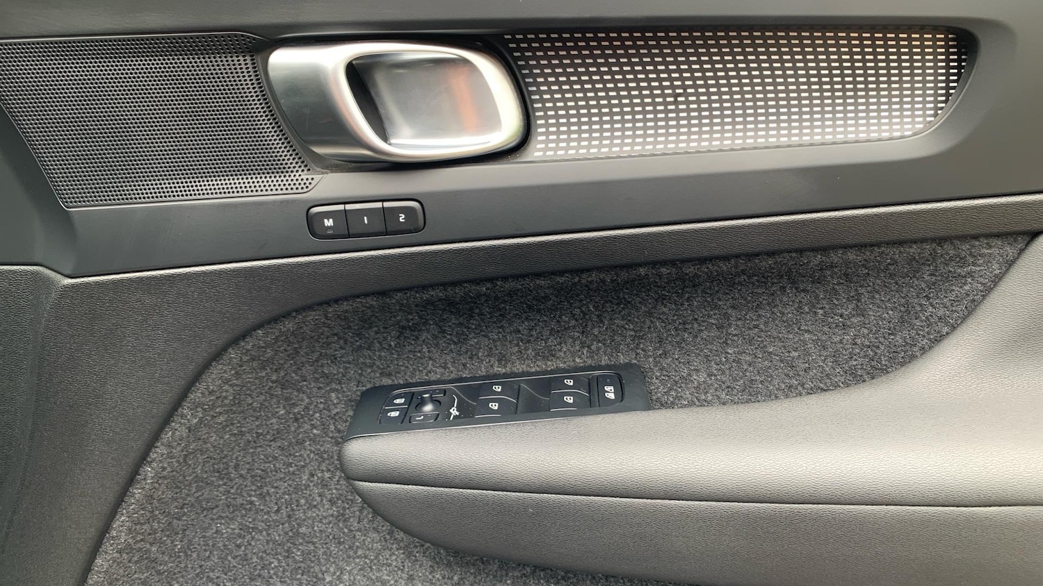 Used Volvo XC40 2024 for sale - 77202472: Photo 30