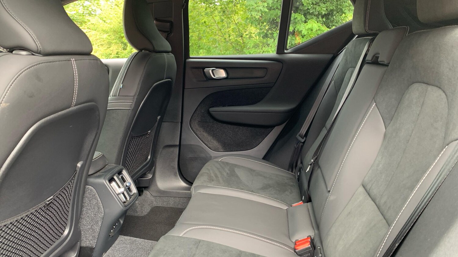 Used Volvo XC40 2024 for sale - 77202472: Photo 34