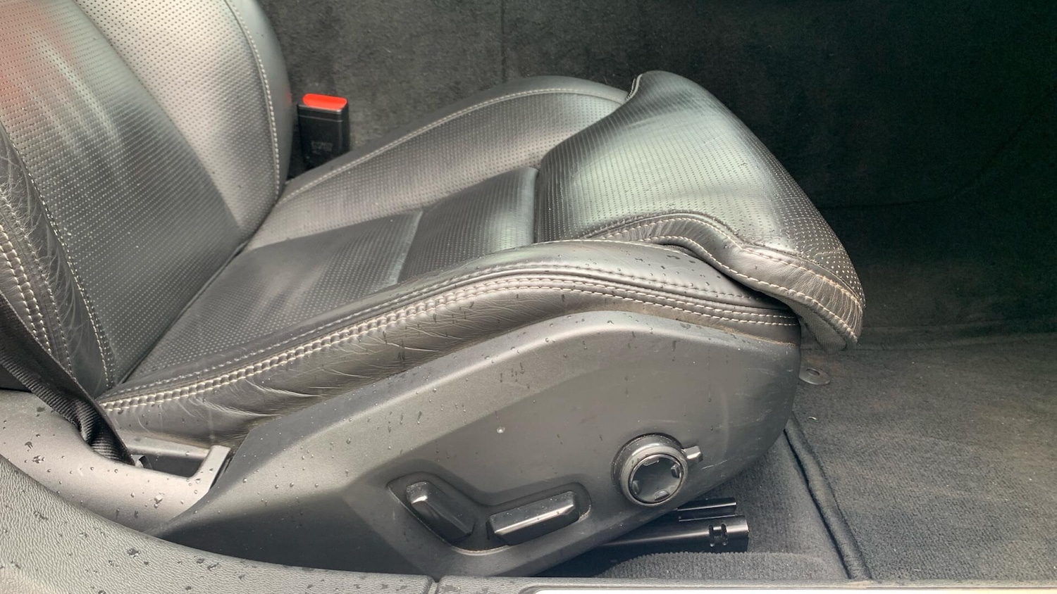 Used Volvo V60 2020 for sale - 76284290: Photo 30