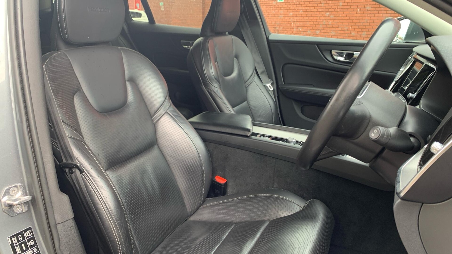 Used Volvo V60 2020 for sale - 76284290: Photo 31