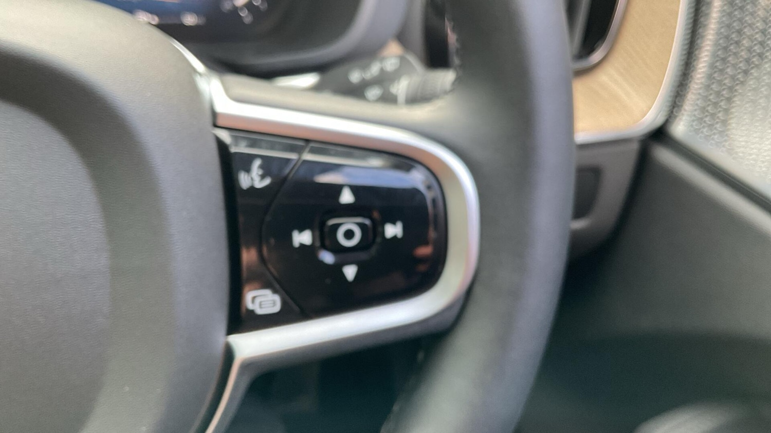 Used Volvo XC60 for sale - 77824092: Photo 22