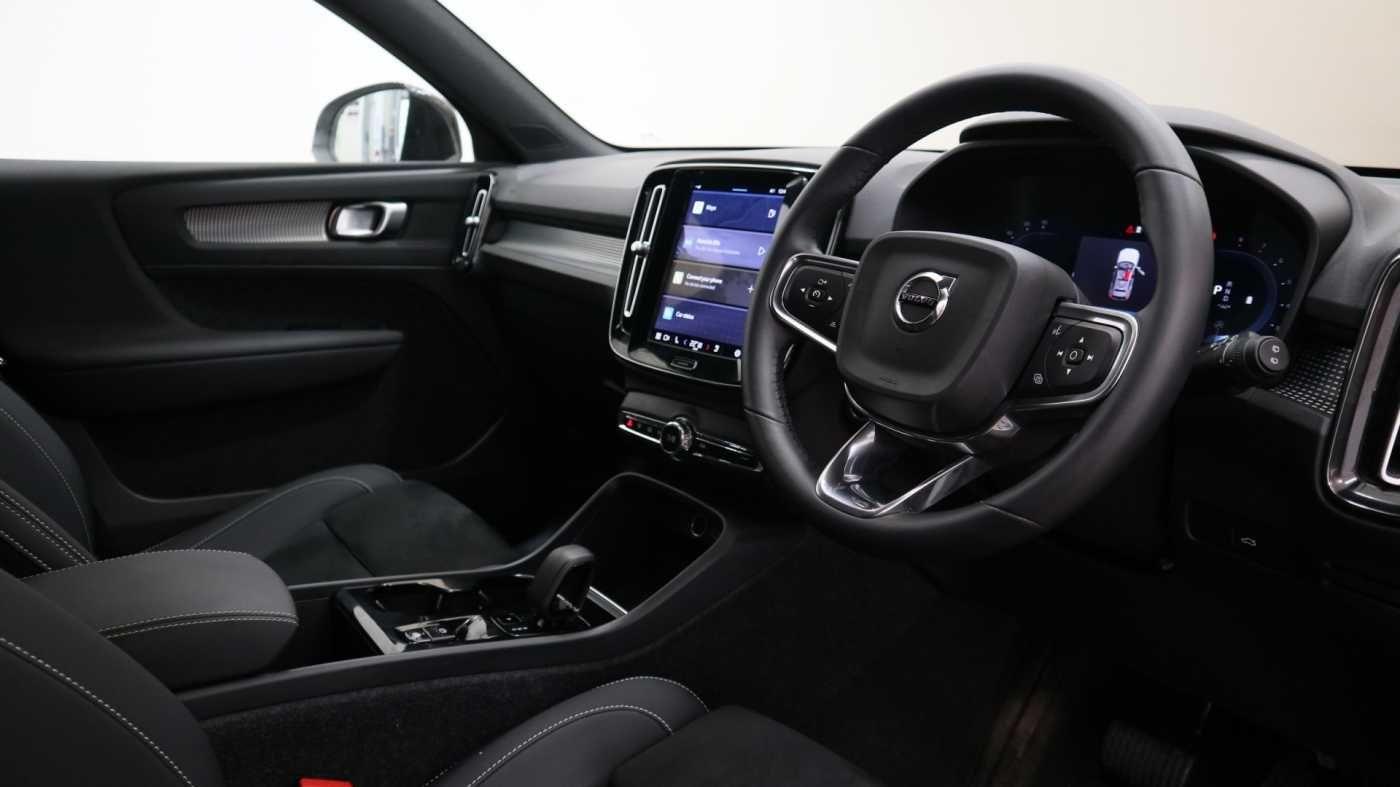 Used Volvo XC40 2024 for sale - 76899670: Photo 10