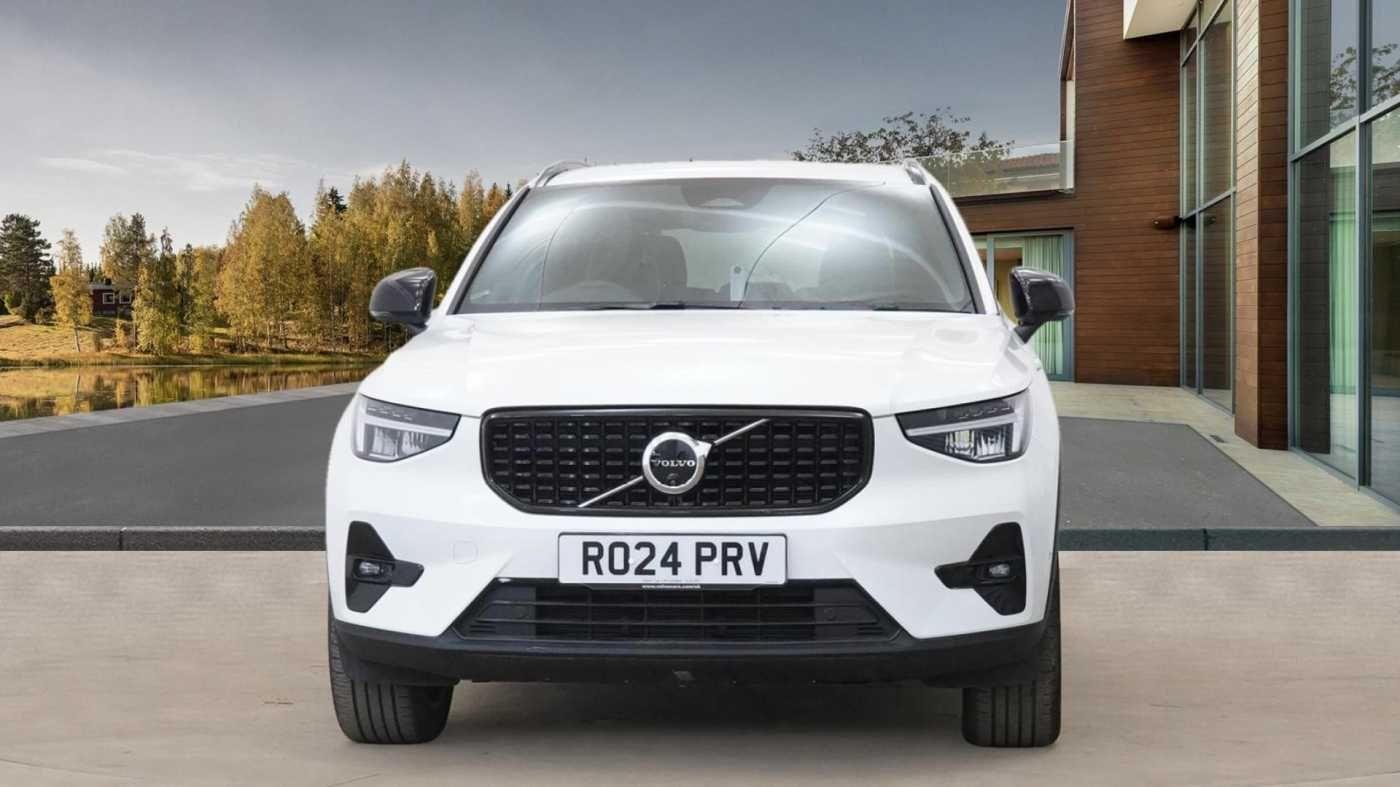 Used Volvo XC40 2024 for sale - 76899670: Photo 9