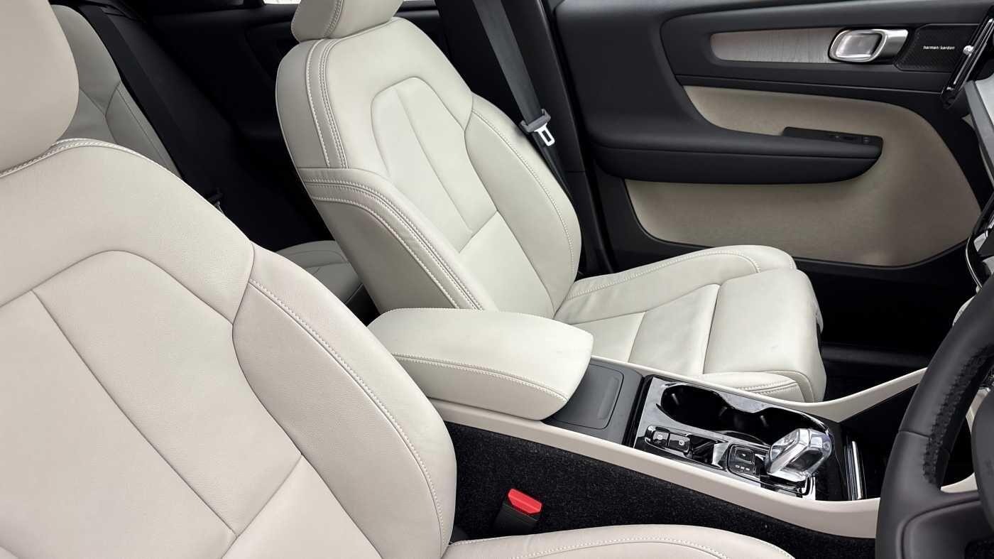 Used Volvo XC40 for sale - 77278670: Photo 11