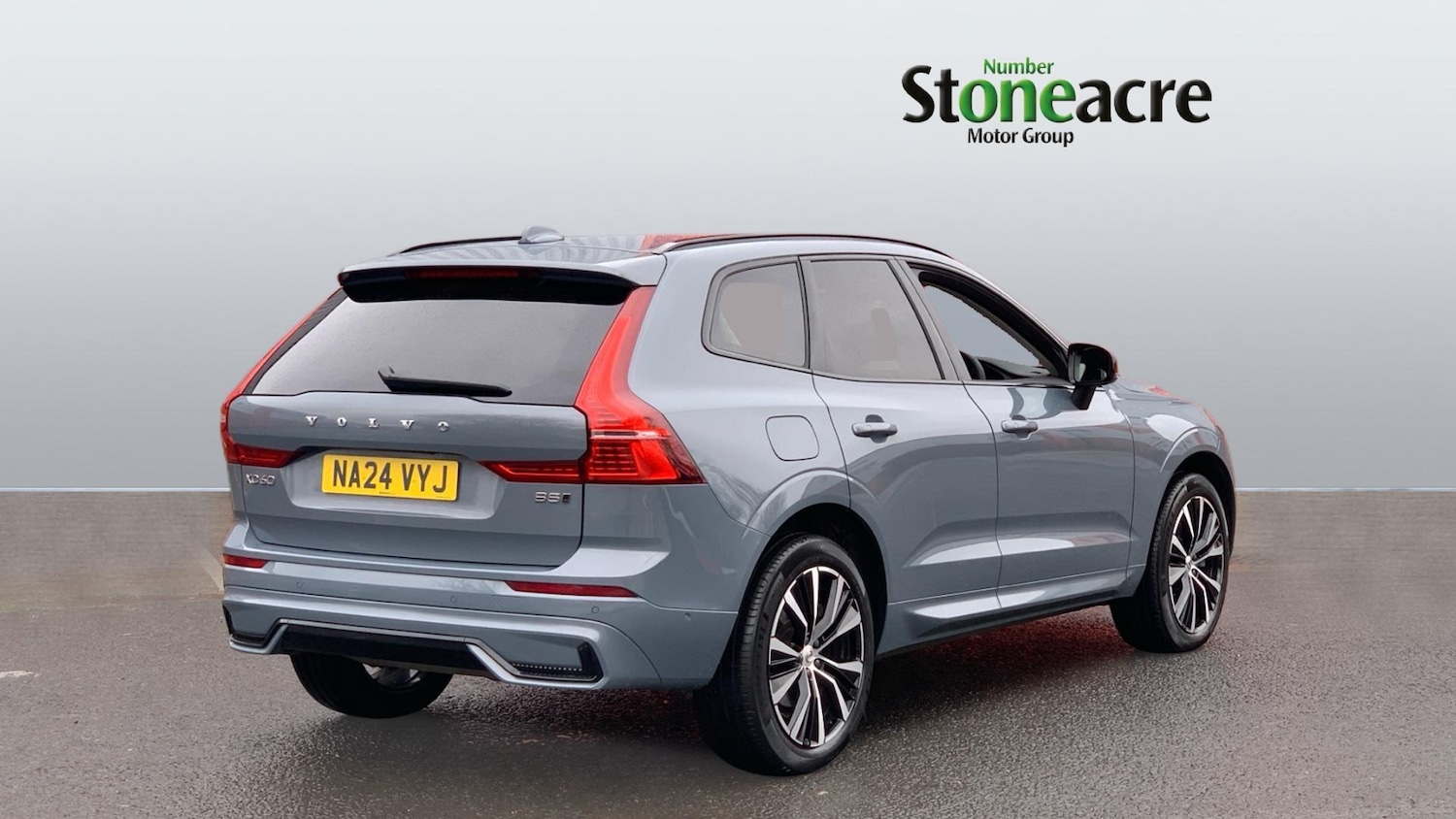 Used Volvo XC60 2024 for sale - 77468261: Photo 2