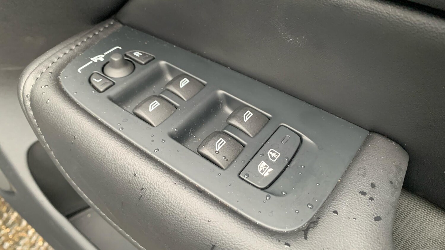 Used Volvo XC60 2024 for sale - 77468261: Photo 24