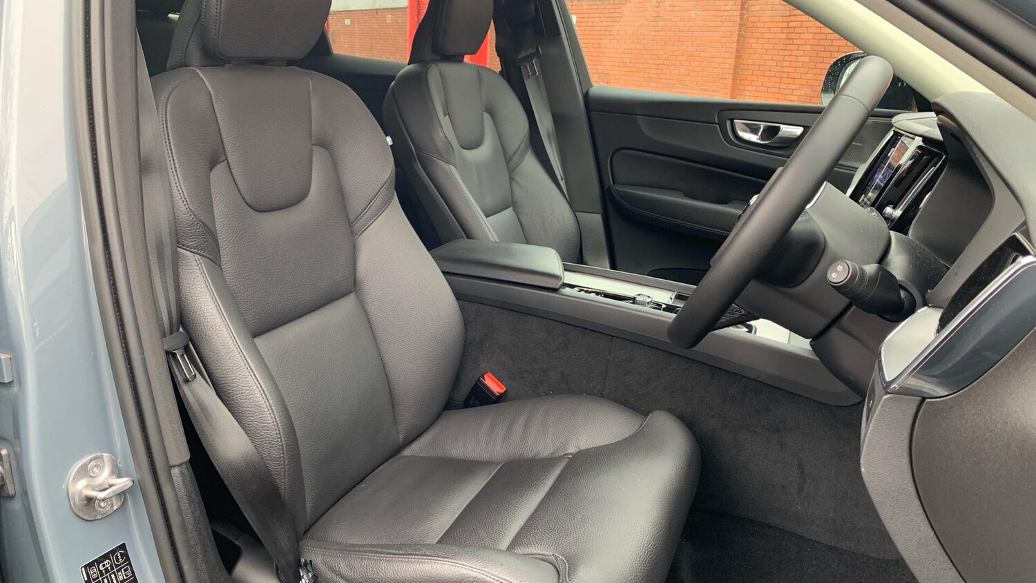 Used Volvo XC60 2024 for sale - 77468261: Photo 31