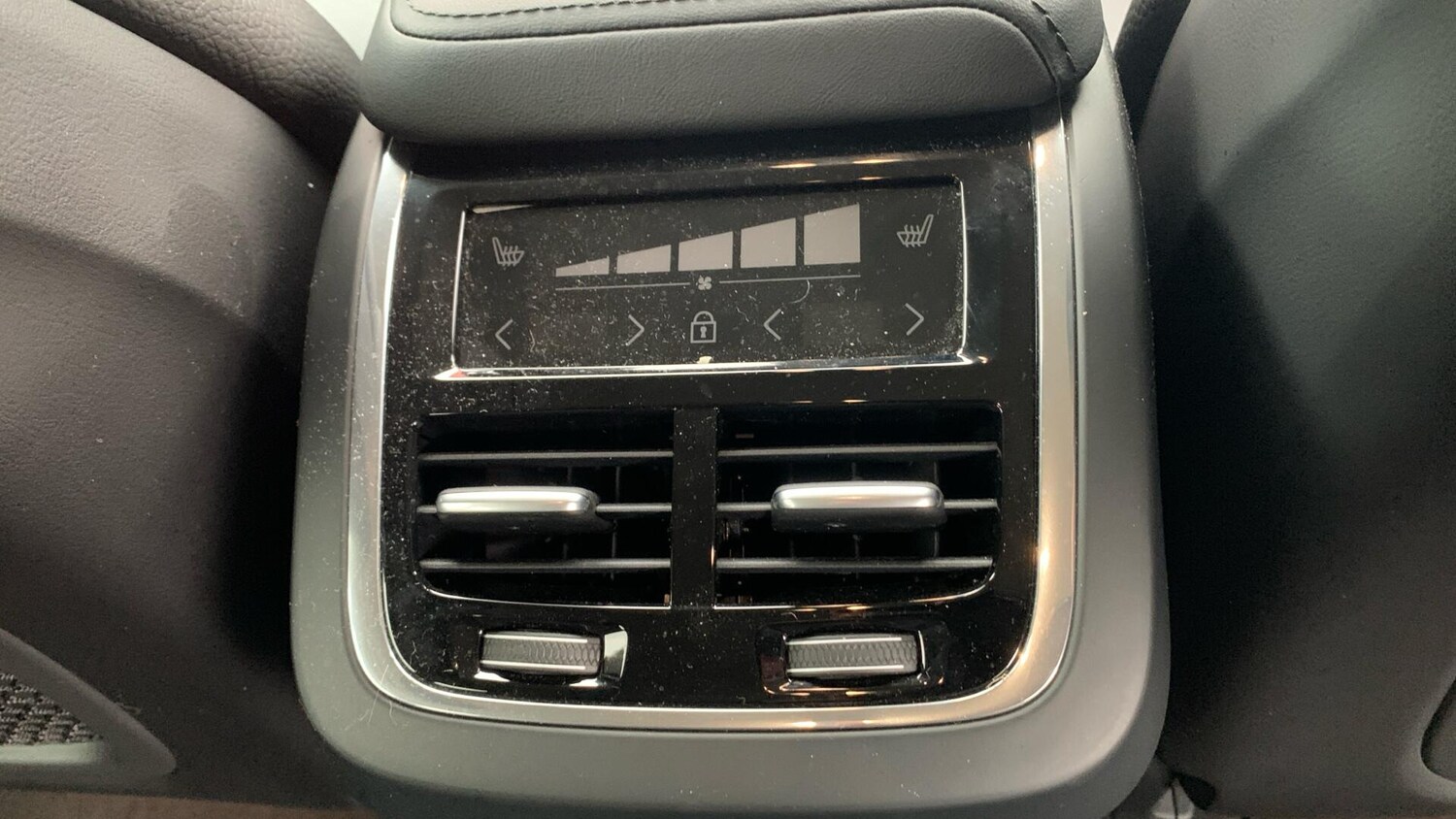 Used Volvo XC60 2024 for sale - 77468261: Photo 36