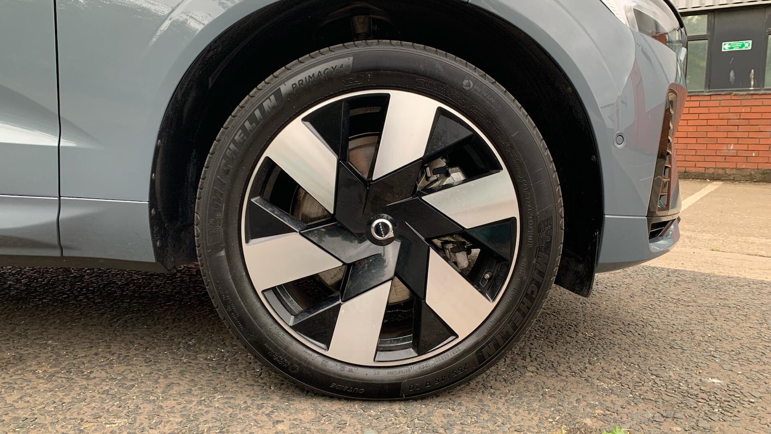 Used Volvo XC60 2024 for sale - 76073191: Photo 10
