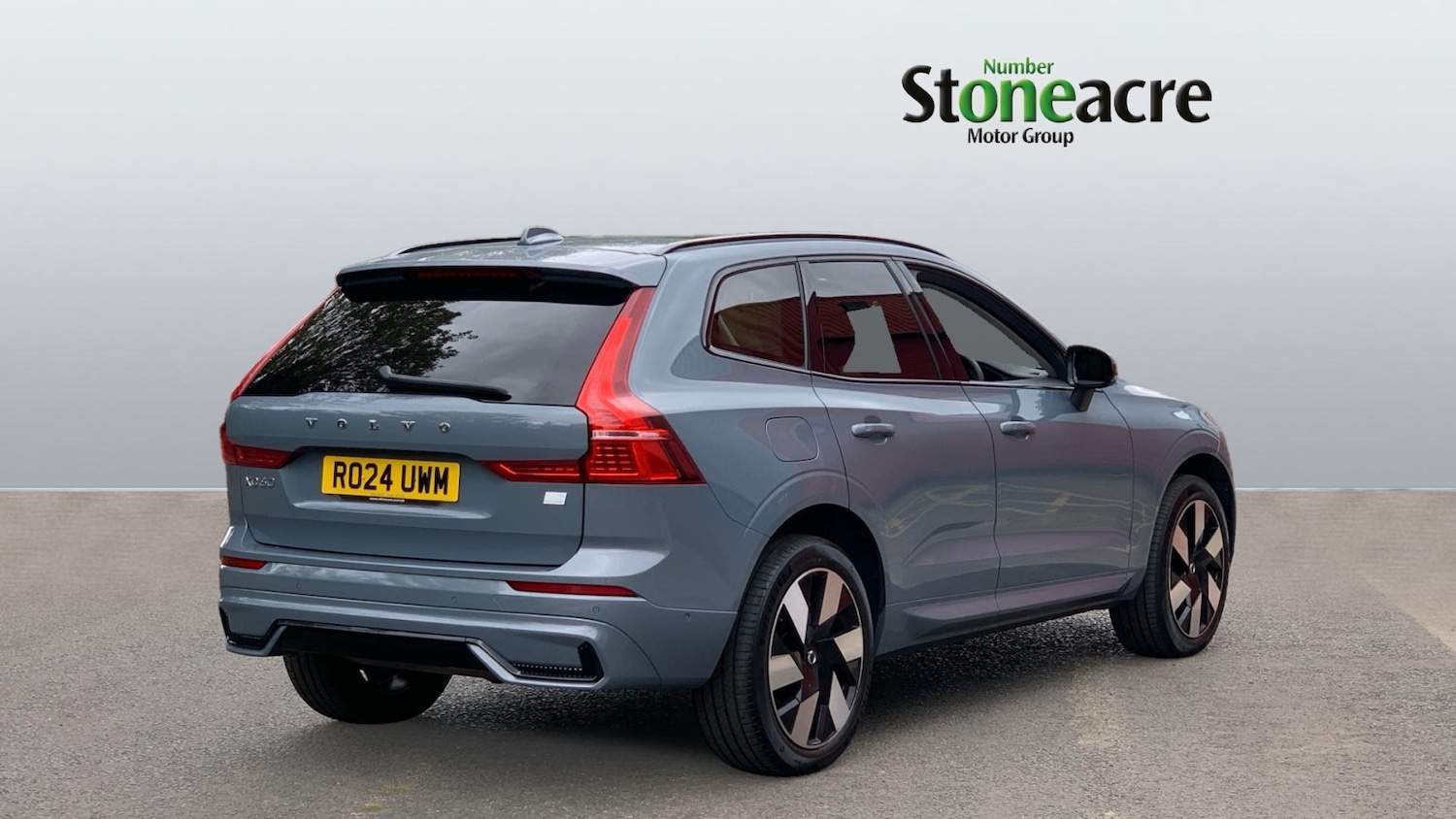 Used Volvo XC60 2024 for sale - 76073191: Photo 2