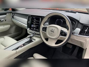 Used Volvo V90 2020 for sale - 79634285: Photo