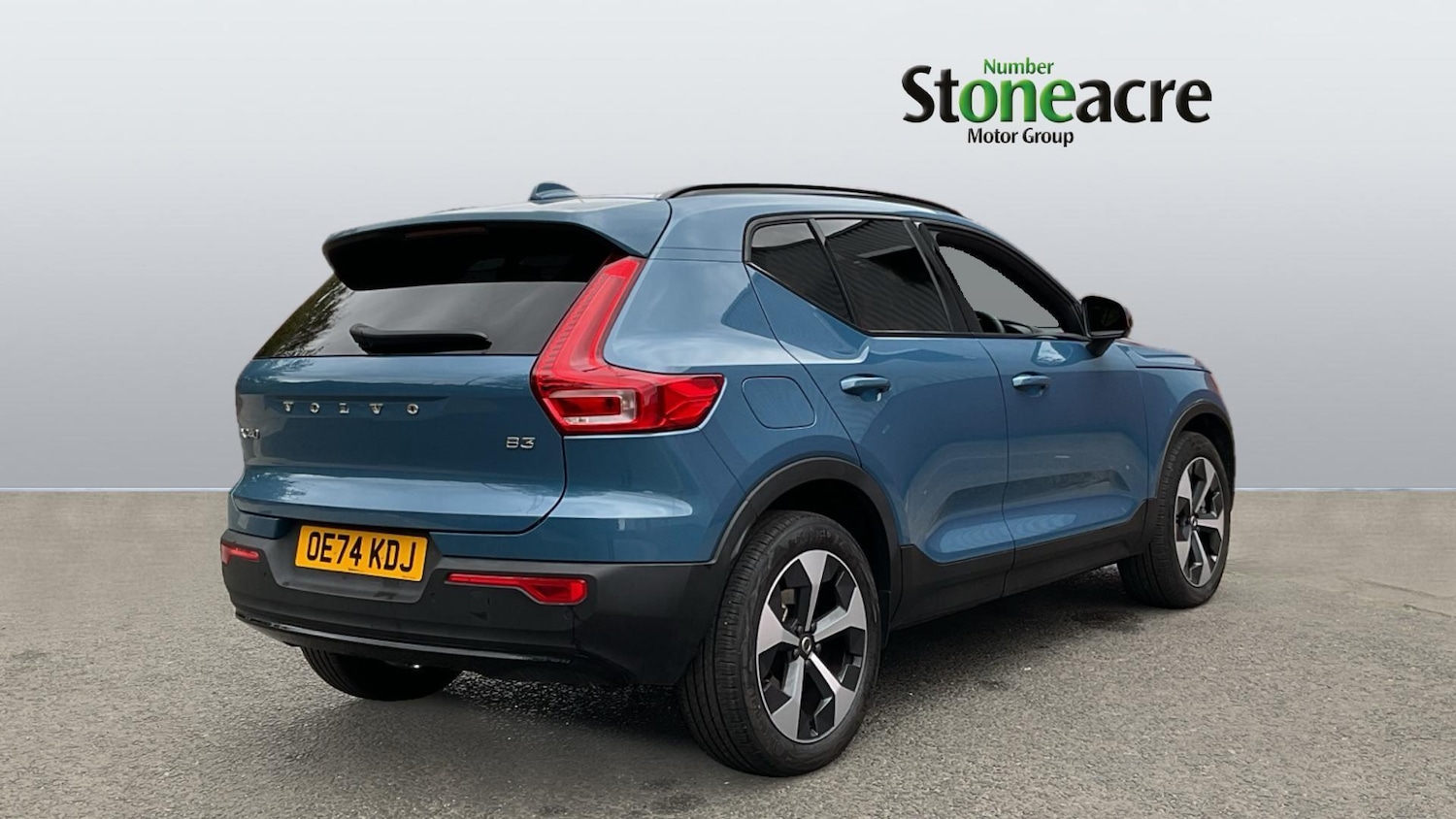 Used Volvo XC40 2025 for sale - 76026531: Photo 2