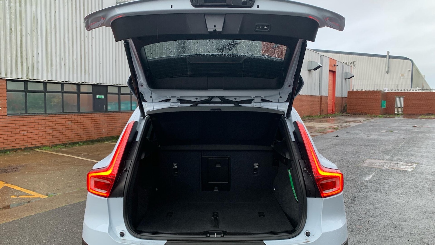 Used Volvo XC40 2024 for sale - 77015640: Photo 13