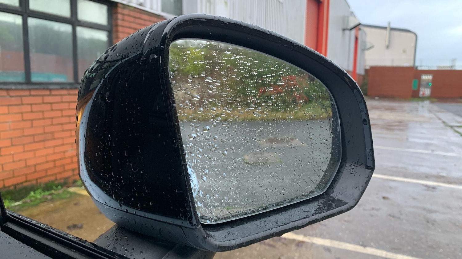 Used Volvo XC40 2024 for sale - 77015640: Photo 32