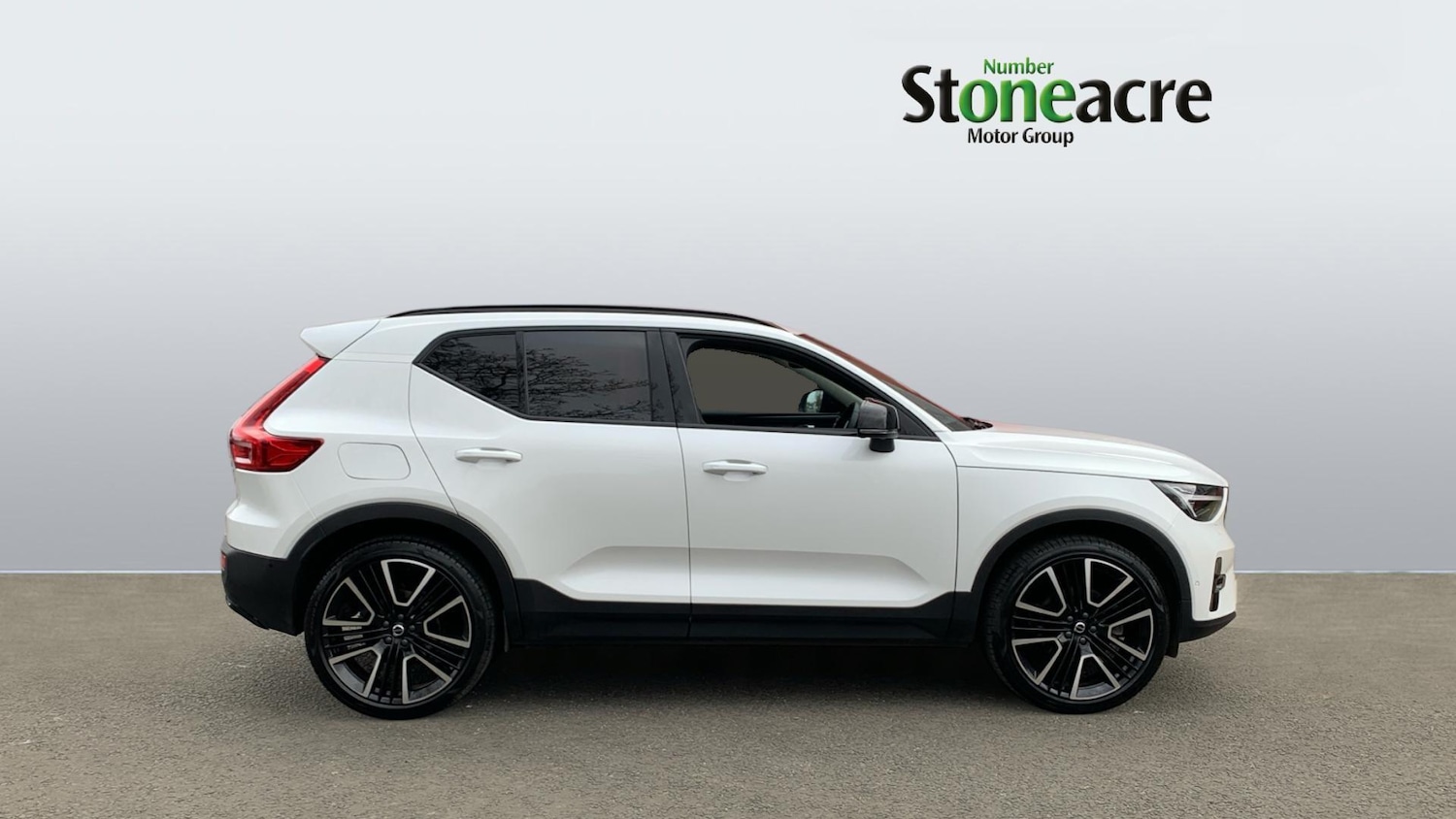 Used Volvo XC40 2025 for sale - 77625862: Photo 3