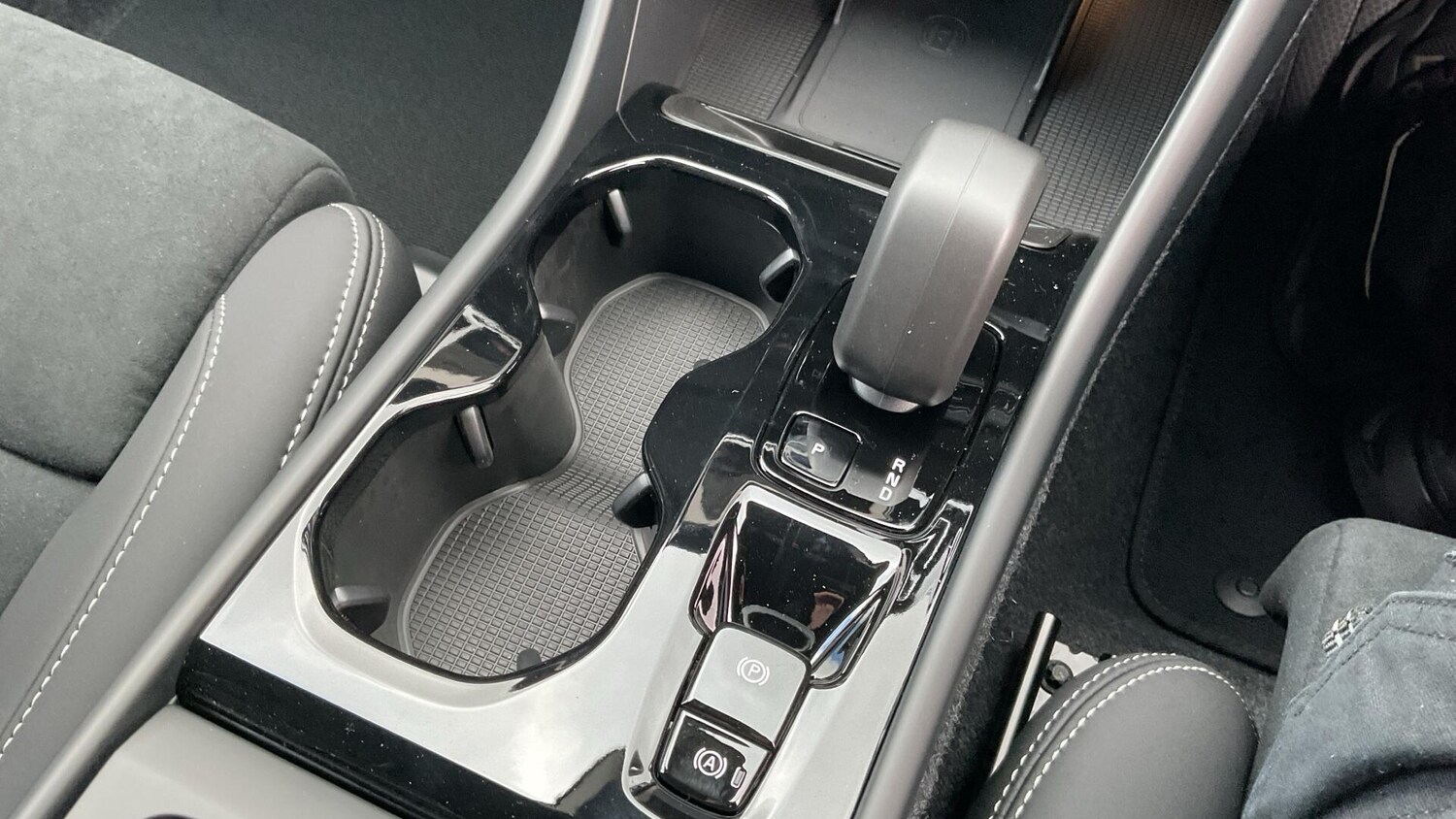Used Volvo XC40 2025 for sale - 76315025: Photo 27