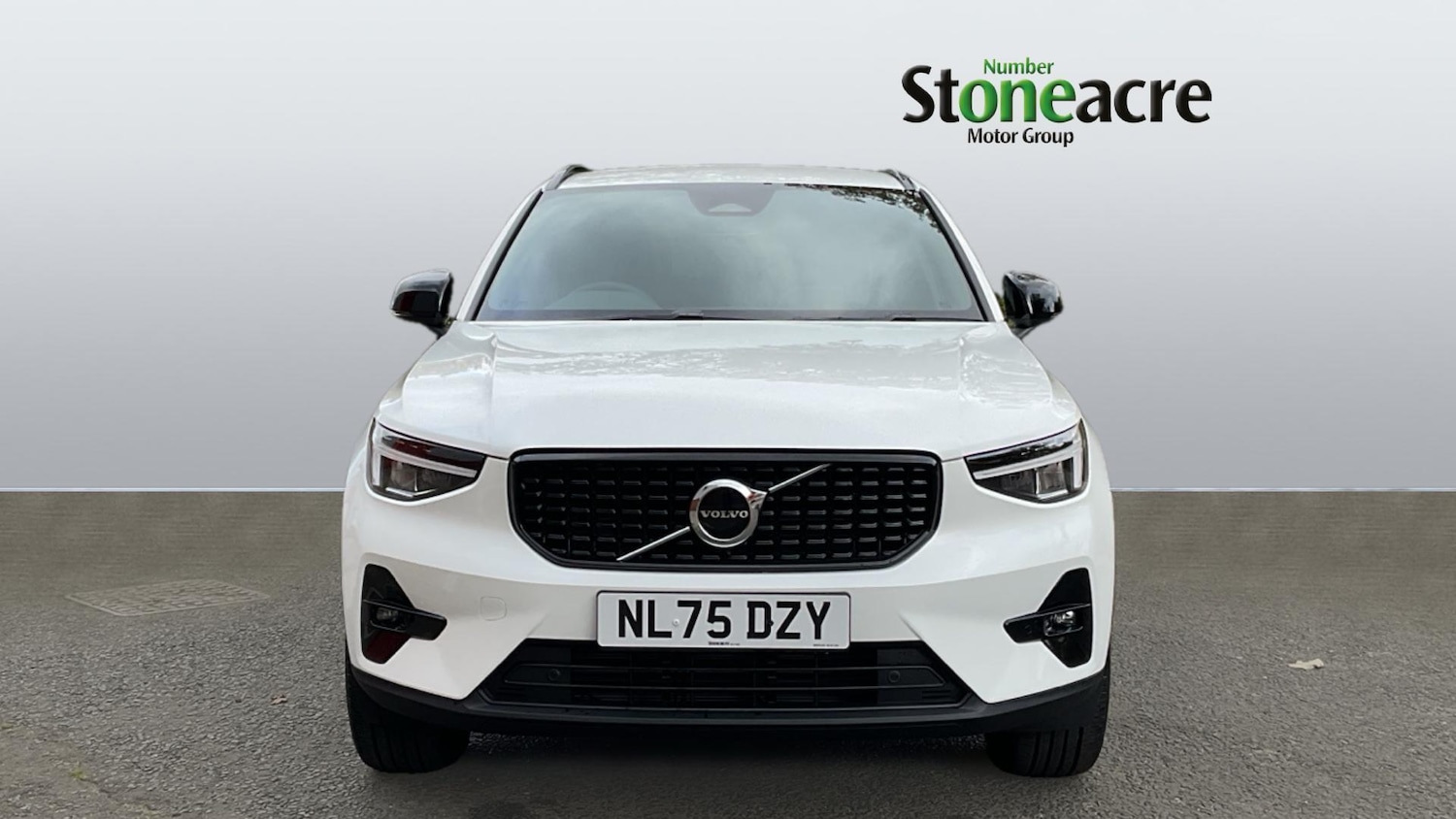 Used Volvo XC40 2025 for sale - 76315025: Photo 9