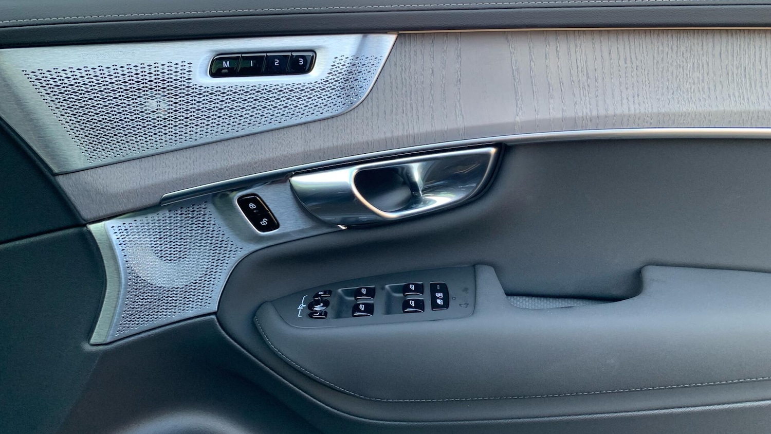 Used Volvo XC90 2025 for sale - 76825077: Photo 30