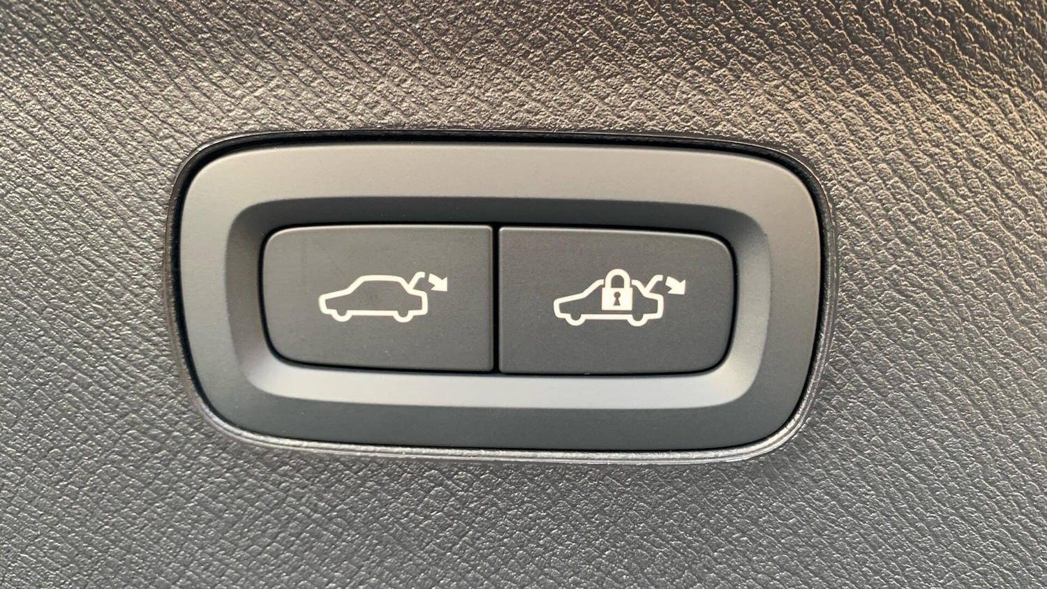 Used Volvo XC90 2025 for sale - 76825077: Photo 36