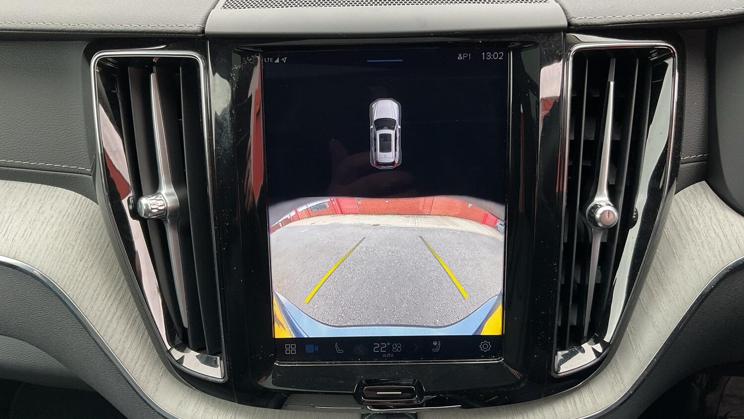 Used Volvo XC60 2024 for sale - 77155955: Photo 33