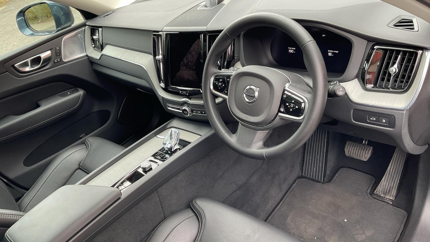 Used Volvo XC60 2024 for sale - 77155955: Photo 6