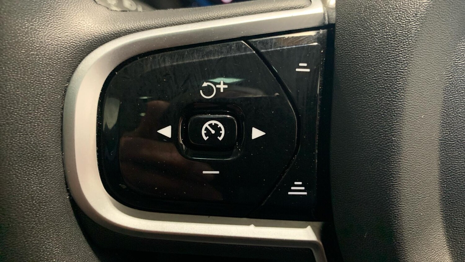 Used Volvo XC90 2025 for sale - 77696563: Photo 21