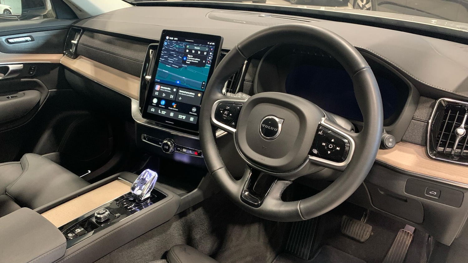 Used Volvo XC90 2025 for sale - 77696563: Photo 4