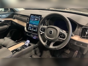 Used Volvo XC90 2025 for sale - 77696563: Photo