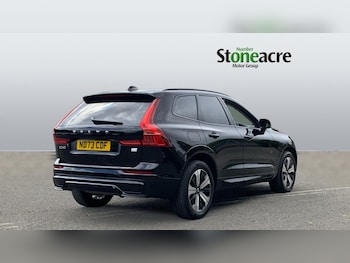 Used Volvo XC60 2023 for sale - 76072689: Photo 2