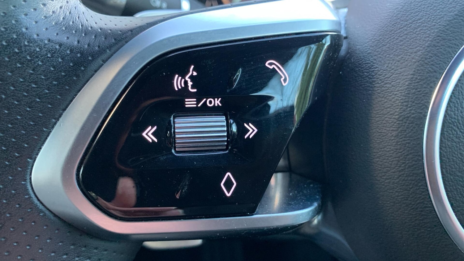 Used Jaguar E-Pace 2021 for sale - 77015635: Photo 21