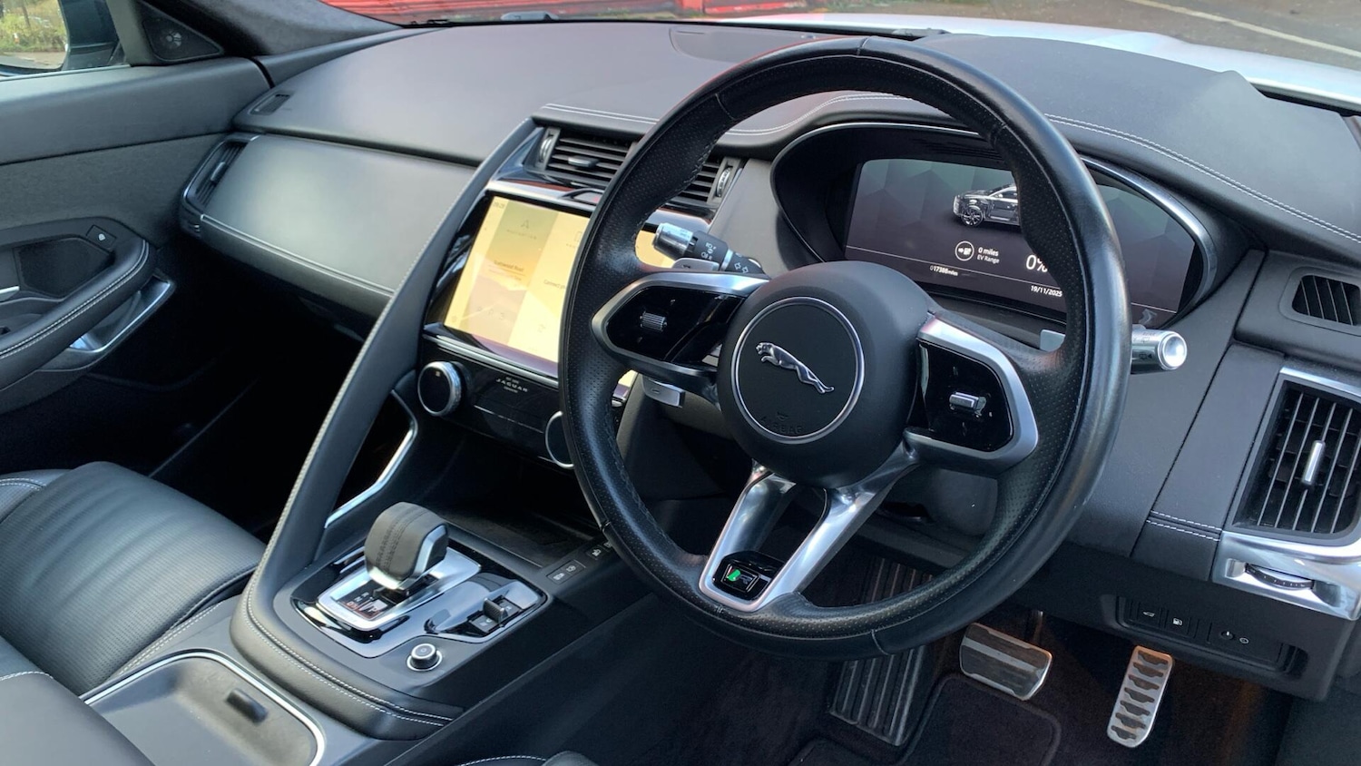 Used Jaguar E-Pace 2021 for sale - 77015635: Photo 4