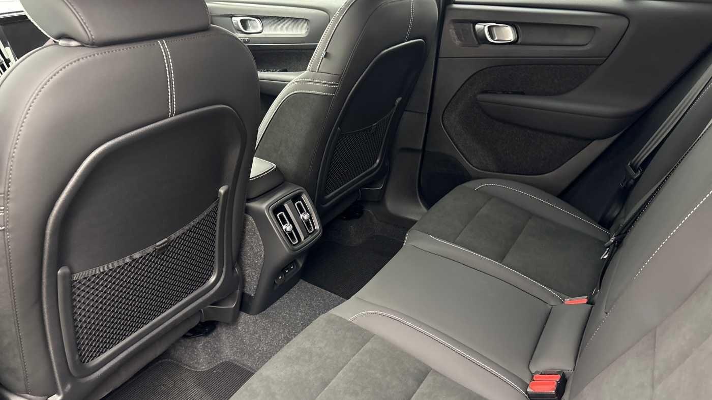 Used Volvo XC40 2024 for sale - 76549833: Photo 15