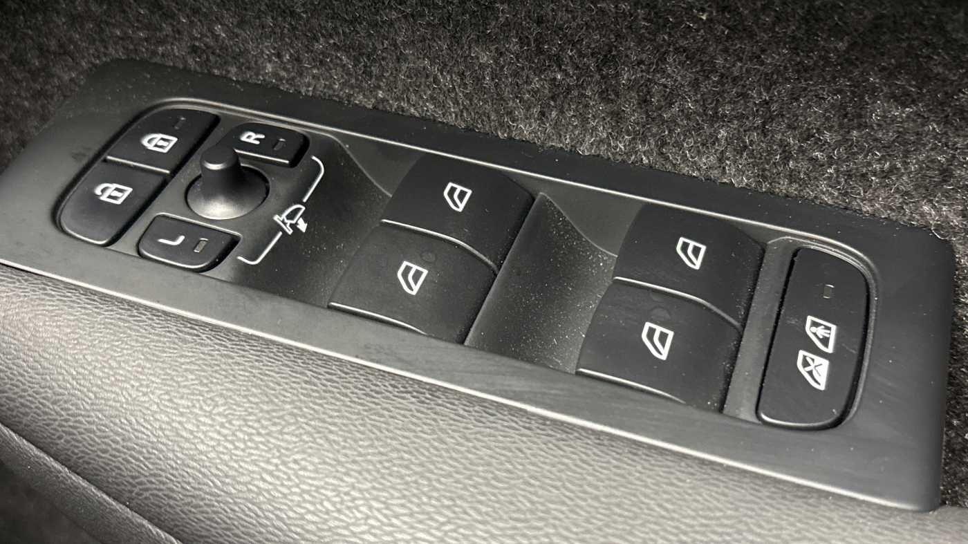 Used Volvo XC40 2024 for sale - 76549833: Photo 18