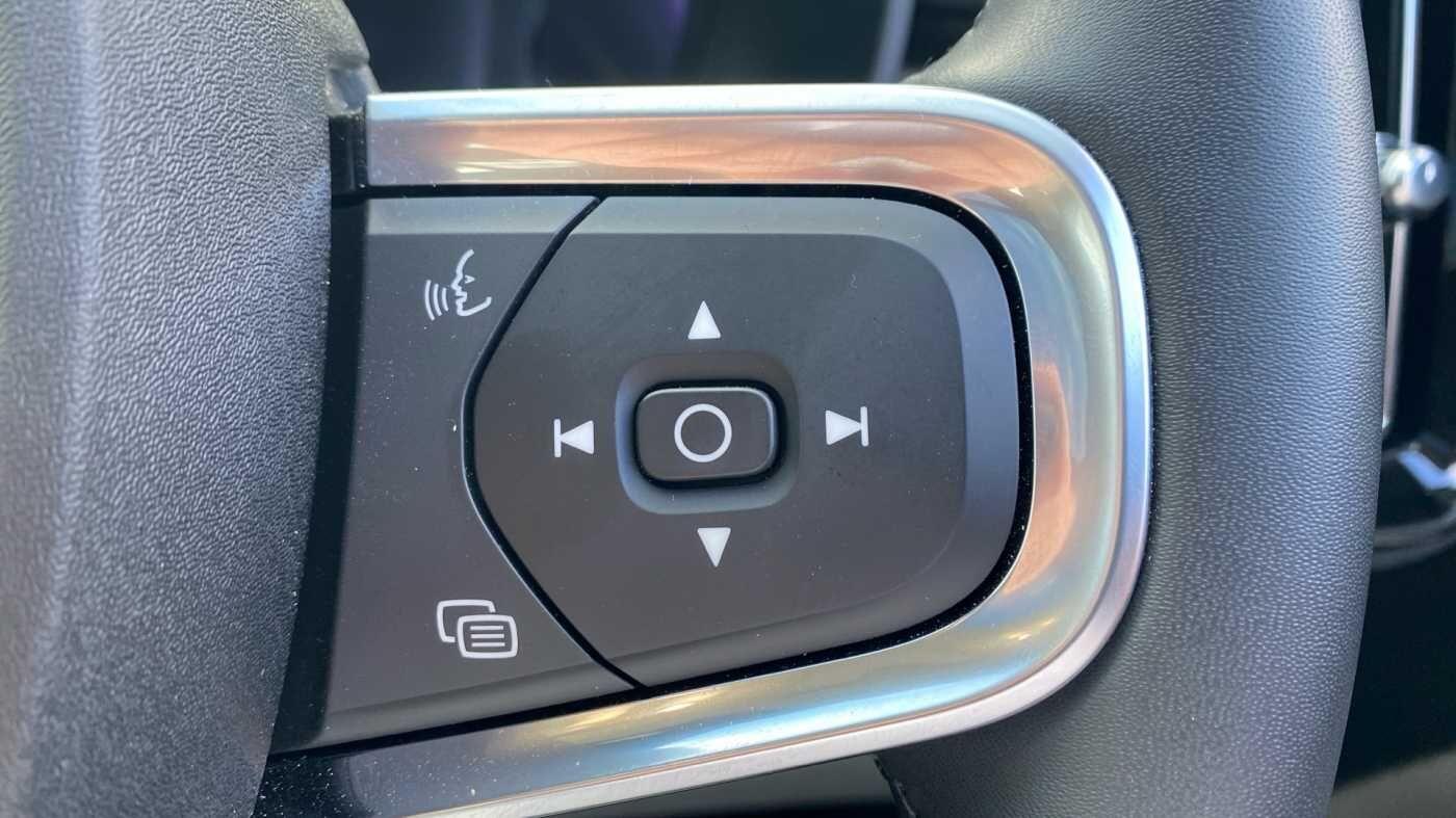 Used Volvo XC40 2024 for sale - 77202844: Photo 17