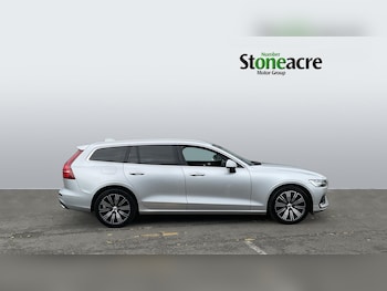 Used Volvo V60 2021 for sale - 78796779: Photo