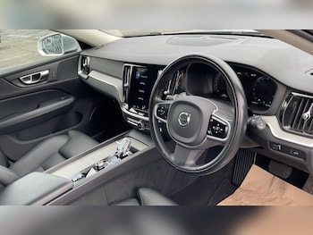 Used Volvo V60 2021 for sale - 78796779: Photo