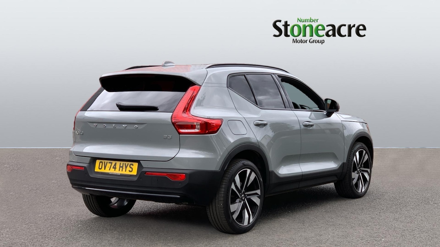 Used Volvo XC40 2024 for sale - 77202432: Photo 2