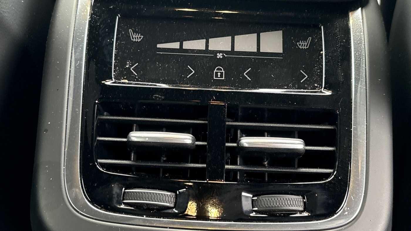 Used Volvo XC60 for sale - 77852767: Photo 26