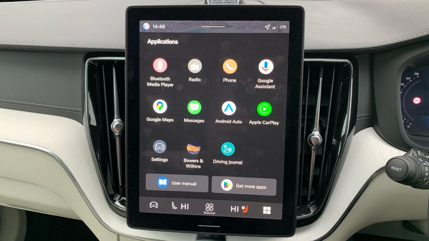 Used Volvo XC60 2025 for sale - 77793875: Photo 12