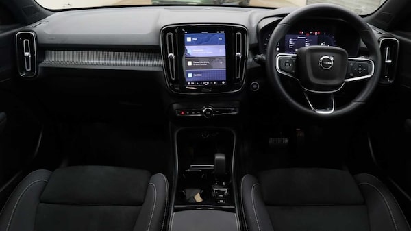 Used Volvo XC40 2024 for sale - 75493049: Photo 11