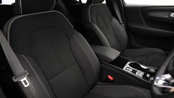 Used Volvo XC40 2024 for sale - 75493049: Photo 28