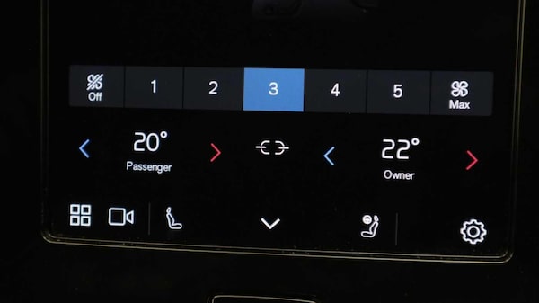 Used Volvo XC40 2024 for sale - 75493049: Photo 38