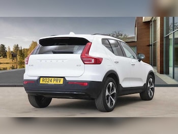 Used Volvo XC40 2024 for sale - 75493049: Photo