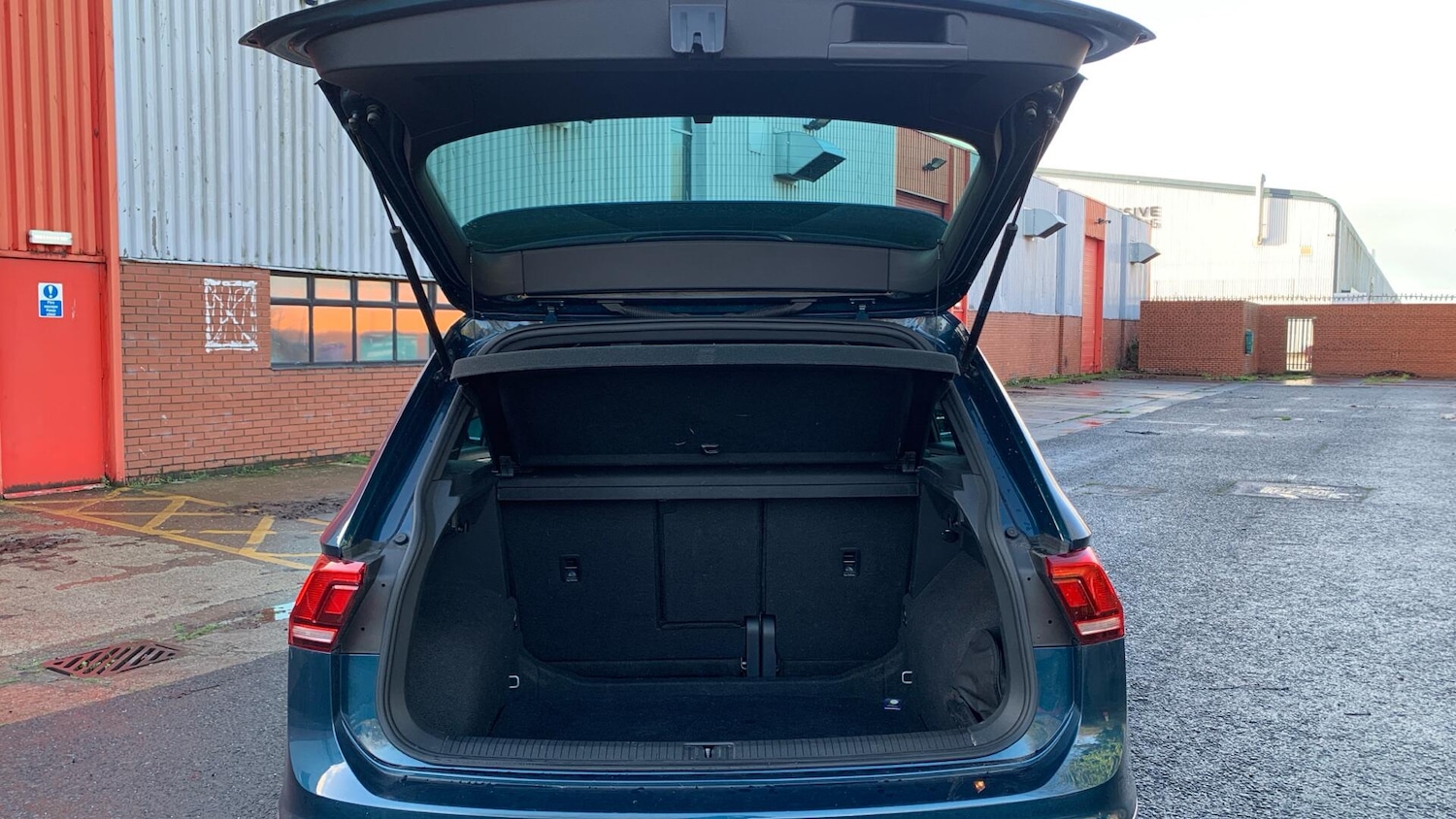 Used Volkswagen Tiguan 2021 for sale - 77386663: Photo 13